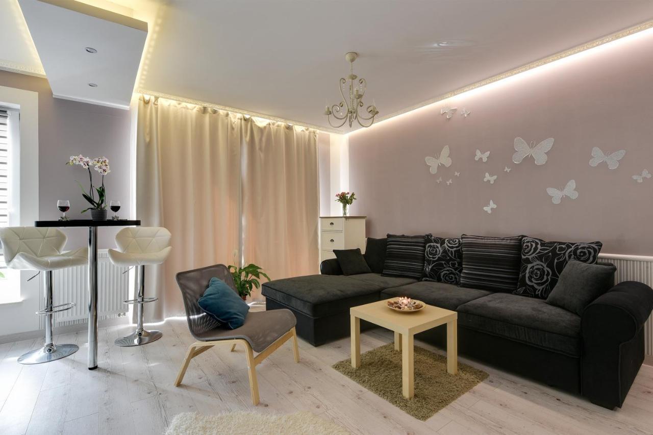 Granary Island Apartments Гданськ Екстер'єр фото