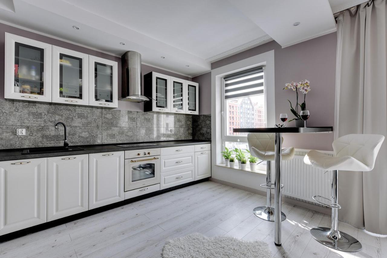 Granary Island Apartments Гданськ Екстер'єр фото